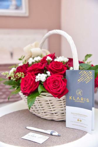 Apartamentos Klaris Guest House