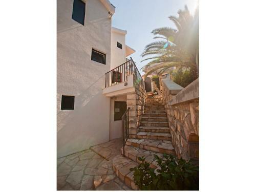 Apartamentos Klaris Guest House