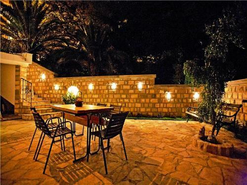 Apartamentos Klaris Guest House
