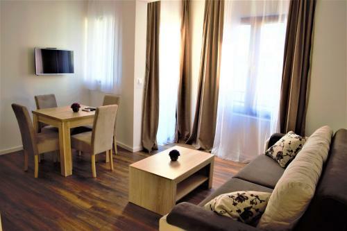 Hostal Martinovi? Rooms