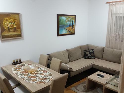 Apartment M