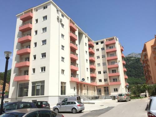 Apartment M