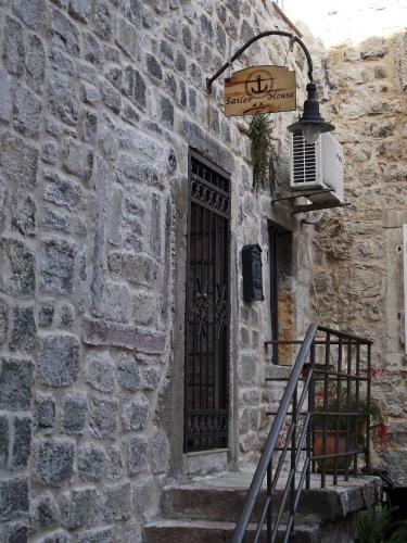 Hostal Sailor House