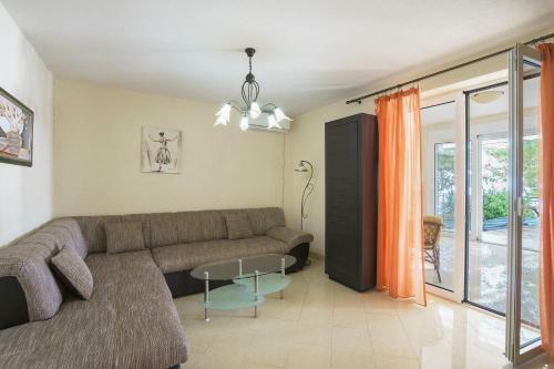 Gulnara Apartment