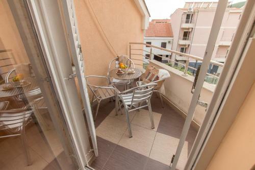 Adzic Apartments