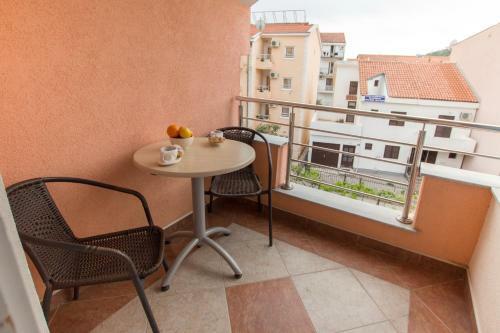 Adzic Apartments