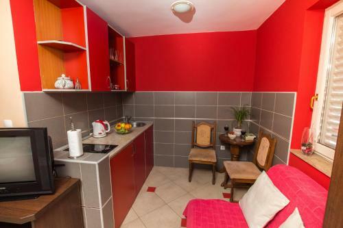 Adzic Apartments