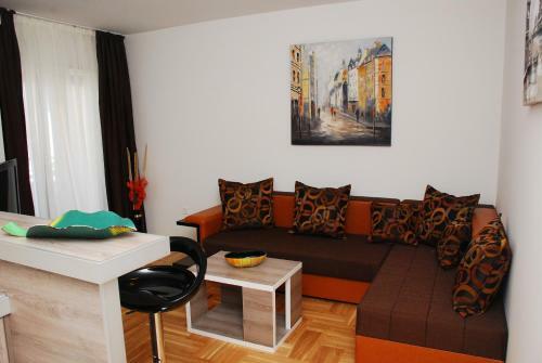 Azzuro Lux Apartments