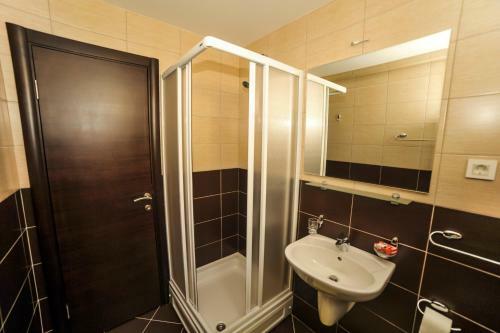 Azzuro Lux Apartments