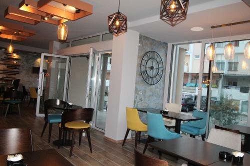 Hostal Le Marc Guest House