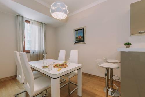 City Apartments