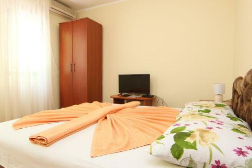 Hostal Savija Becici Rooms