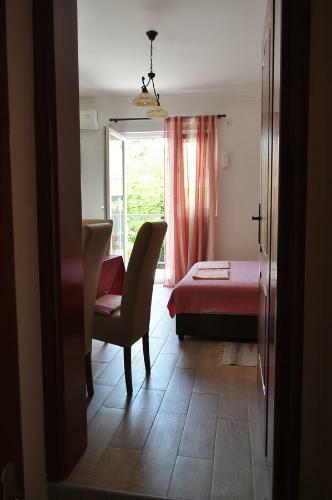 Apartments Popovic-risan