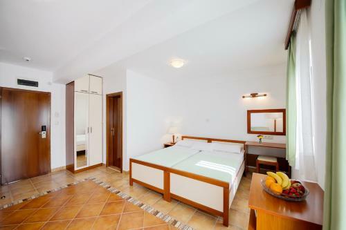 Apartments Ivona