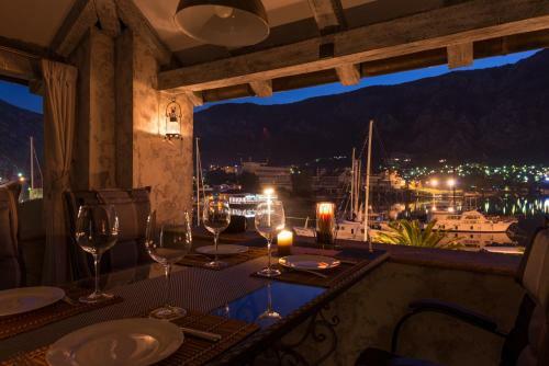 Apartamento Kotor Old Town Palace Bucha