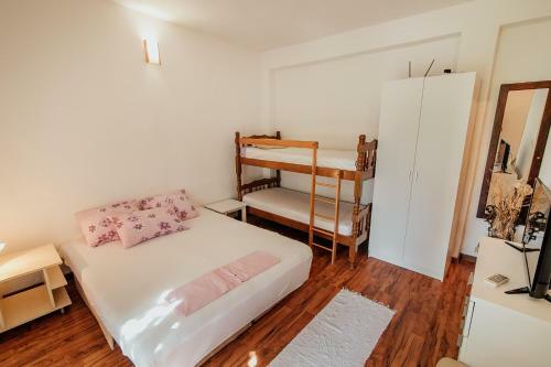 Apartmani Popovi?