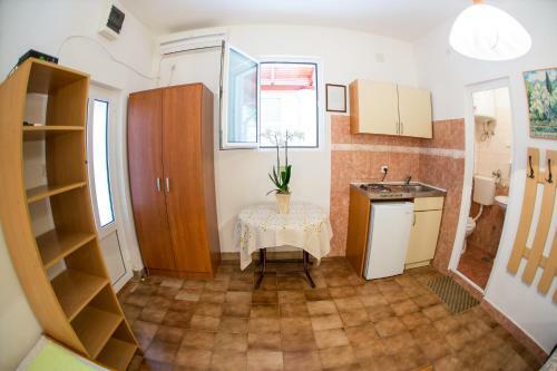 Hostal Guest House Mira