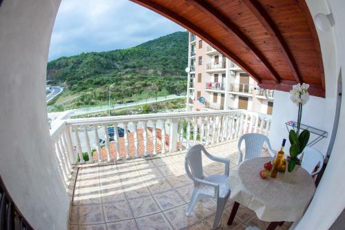 Hostal Guest House Mira