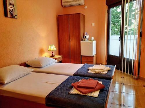 Hostal Villa Budvanka Guesthouse
