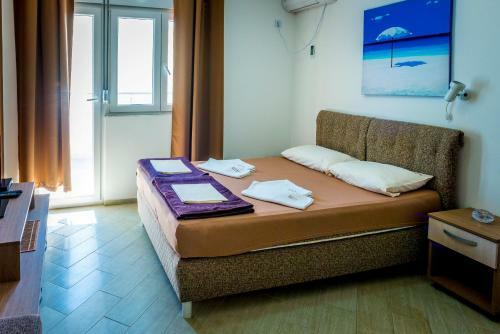 Apartmani Barovi? Be?i?i