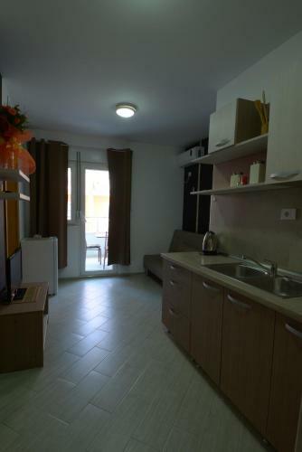 Apartmani Barovi? Be?i?i