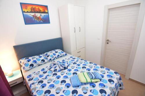 Hostal Holiday Home Cattaro