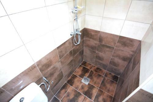 Hostal Holiday Home Cattaro