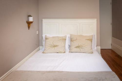Bed & Breakfast Being Porto Hostel