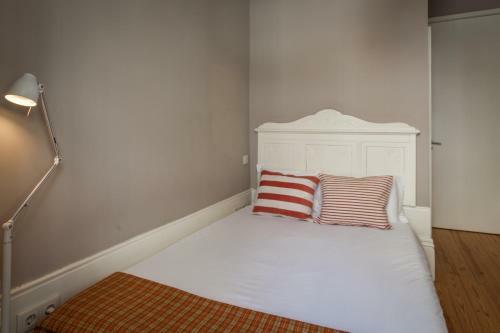 Bed & Breakfast Being Porto Hostel