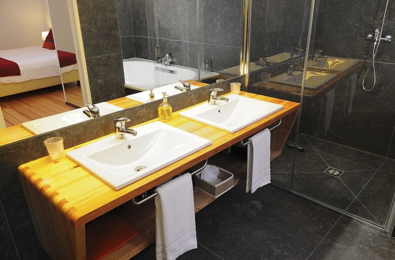 Condes de Azevedo Palace Apartments