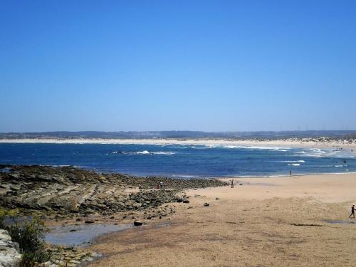 Peniche Beach Apartment Bay