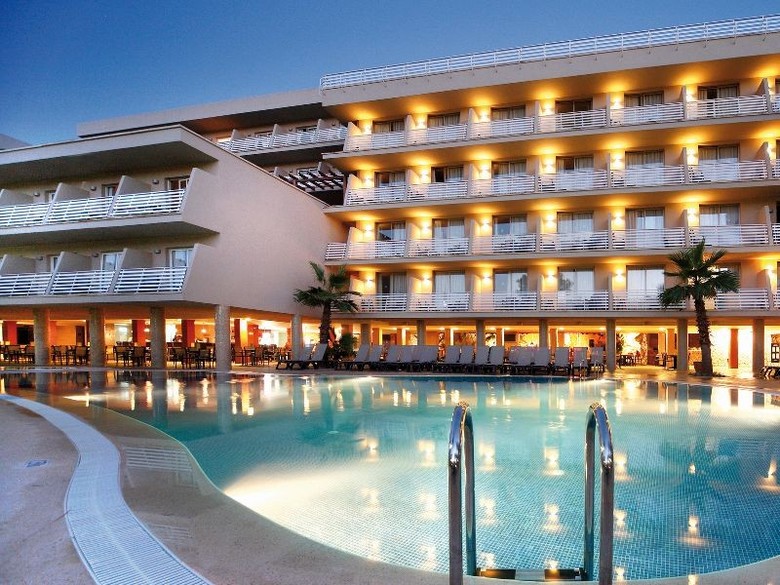 Hotel Cala Vi�as