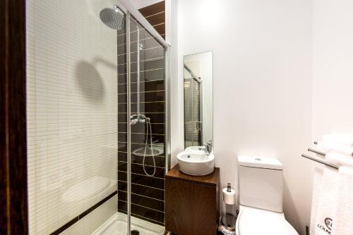 Hostal Lounge Inn Guest House