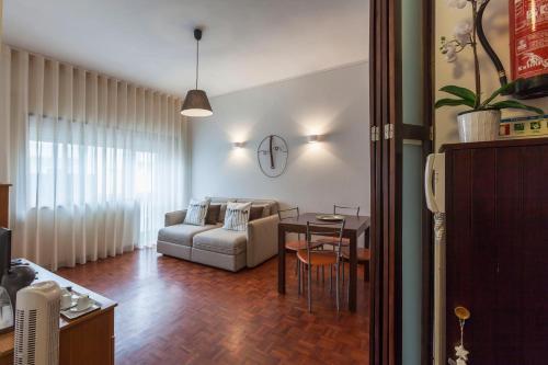 Apartment Cam�es