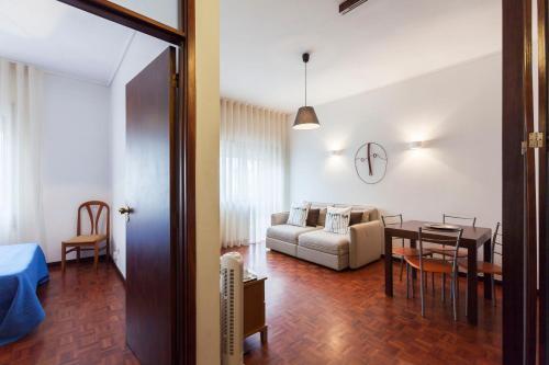 Apartment Cam�es