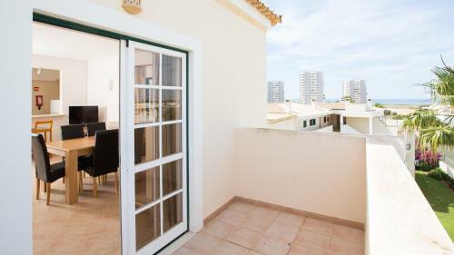 Apartamentos Quinta Da Praia