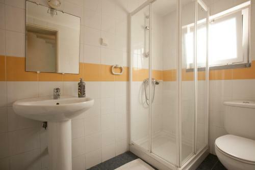 Albergue Ericeira Surf Camp