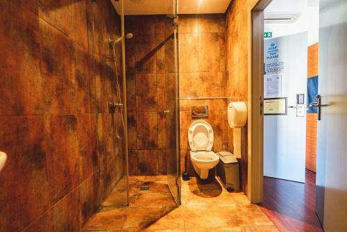 Yes! Porto Hostel