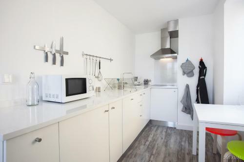 Zona Velha Apartments By An Island Apart
