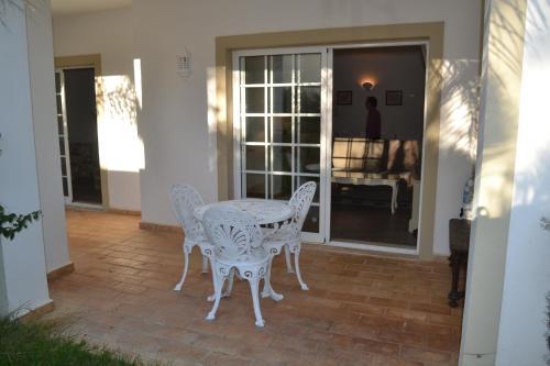 Ocean Club Apartment