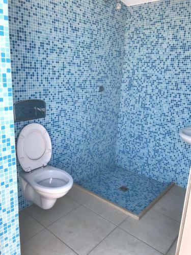 Hostal Zenit Guest House