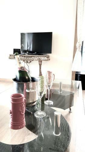 Hostal Zenit Guest House