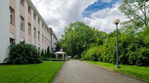 Hotel ?azienkowski