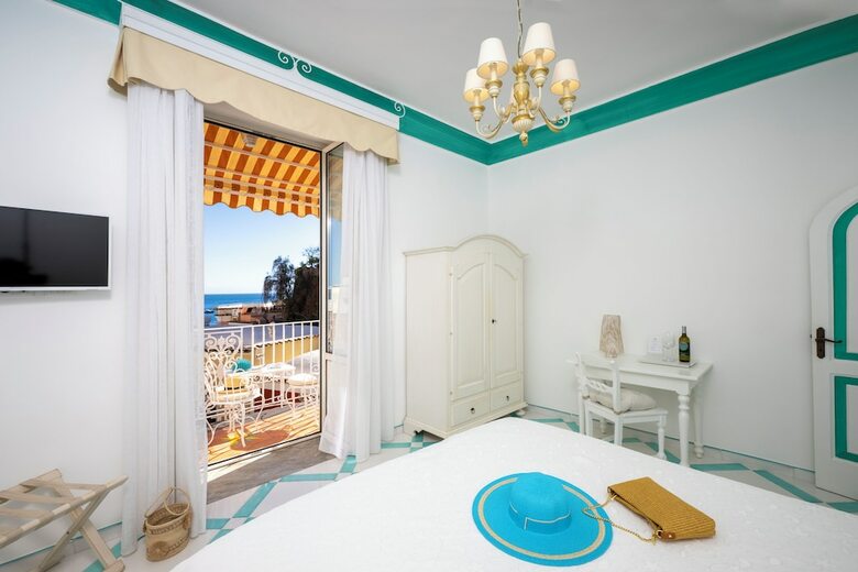 Hotel Villa Flavio Gioia