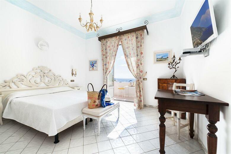 Hotel Villa Flavio Gioia