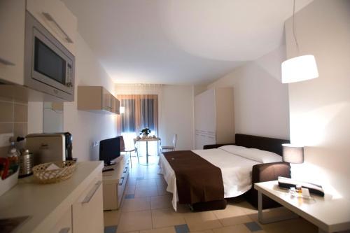 Residencia Aparthotel Lacroma