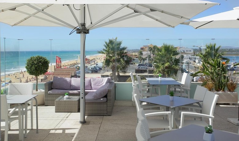Hostal Luxury Beach Guest House