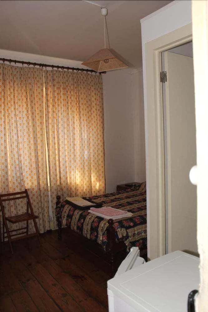 Hostal Viriato Rooms