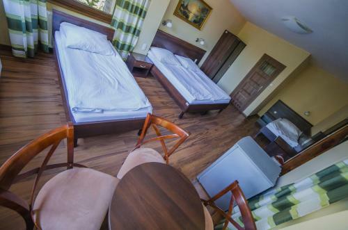 Hostal Pokoje Go?cinne Pod Sosnami