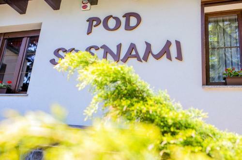 Hostal Pokoje Go?cinne Pod Sosnami
